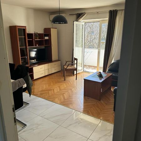 Apartamento Yakov Free Public Parking And Balcony Zadar Exterior foto